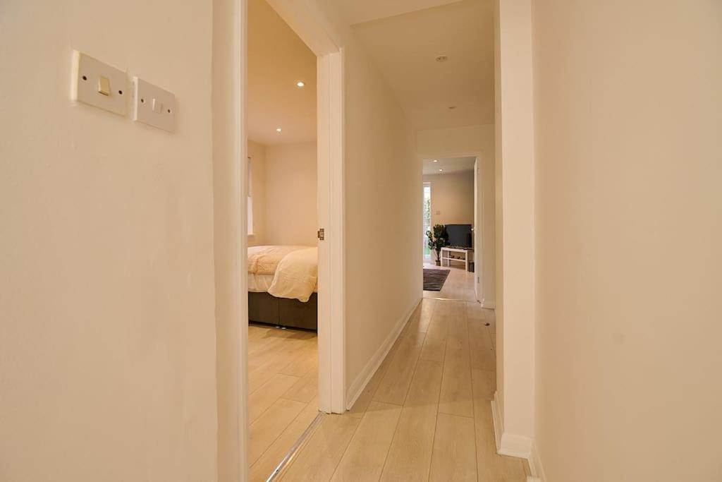 Fabulous 3 Bed Nw London Apartment With Private Garden Dış mekan fotoğraf