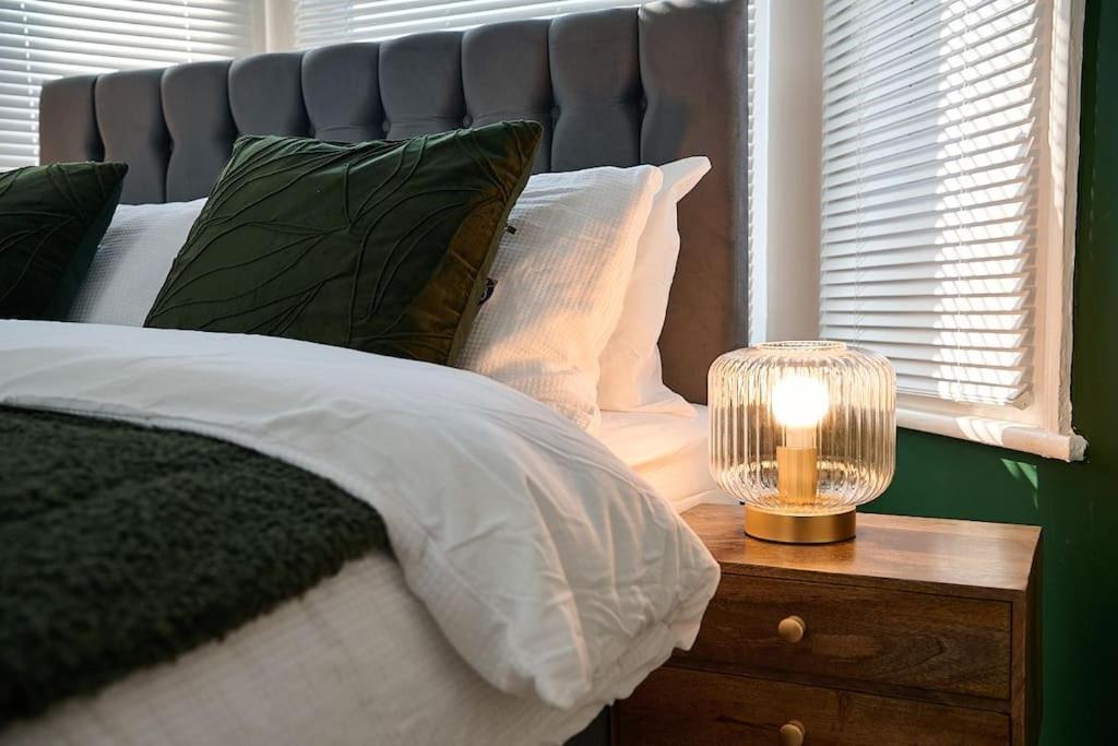 Fabulous 3 Bed Nw London Apartment With Private Garden Dış mekan fotoğraf