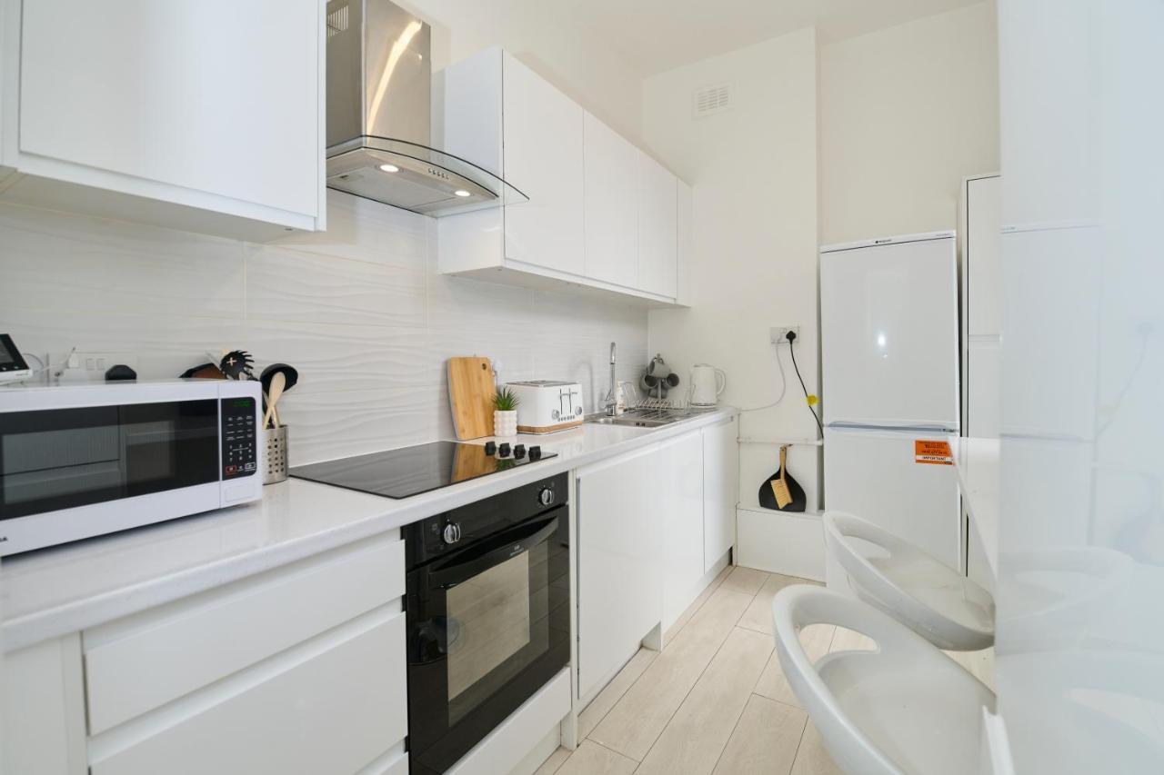 Fabulous 3 Bed Nw London Apartment With Private Garden Dış mekan fotoğraf